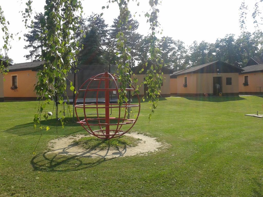 Sportcentrum Dvorak Villa Hluboká nad Vltavou Eksteriør billede